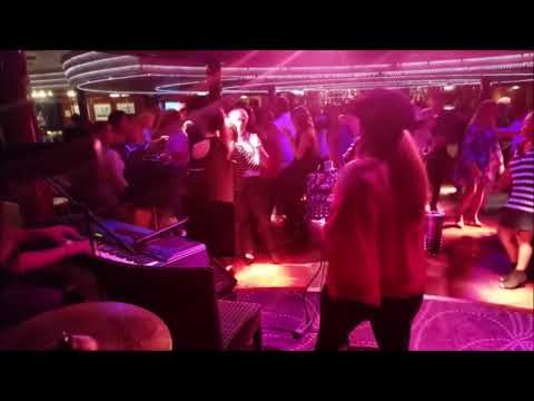 Nadie se muere por un amor que no le conviene...