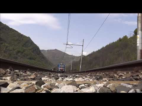 IL SALUTO DEL JAZZ RIPRESO DA SOTTO. VERNANTE (CN) LUN. 22 - 4 - 2019