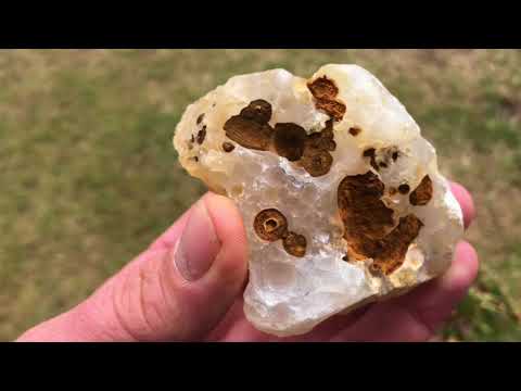 Cleaning Chalcedony • Oxalic Acid vs Oxidisation
