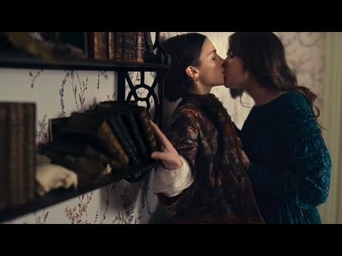 Emily and sue kissing scene - Dickinson season 2 episode 10
