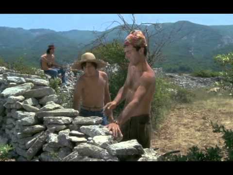 Extrait de "Les babas-cool": Las parets de pèira