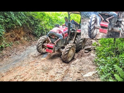 Summer time,slippy road // Tractor in trouble // Nepal dangerous road