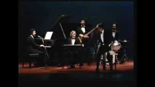 Music video thumbnail preview for Homenaje a Huesito Williams · Viegésimo Aniversario · Les Luthiers by Les Luthiers