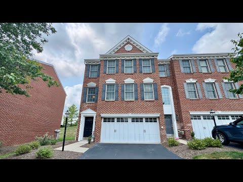 Updated & Move-In Ready in Wexford property video