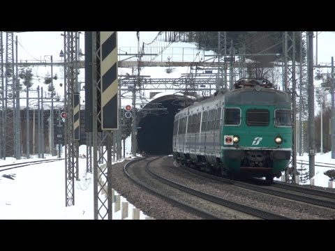 Trenitalia ALe 940 mit Regionalzug 6029 in Ugovizza Valbruna auf der Pontebbana Tarvisio - Udine