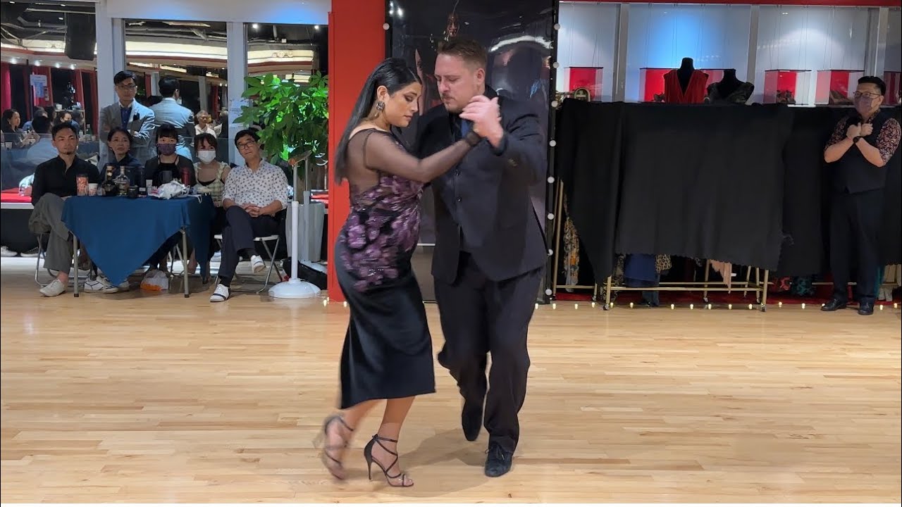 Video thumbnail for Maria Ines Bogado y Sergiy Podbolotnyy - 1 of 4, Jan 2023 Hong Kong, Peace & Love Grand Milonga