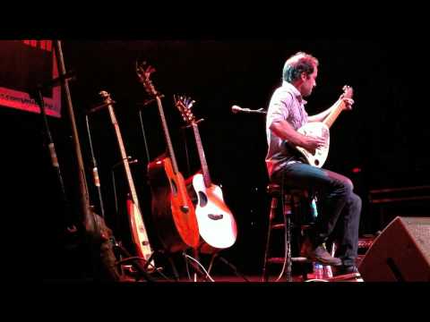 Trace Bundy - Sweet Child O Mine on 3 homemade instruments