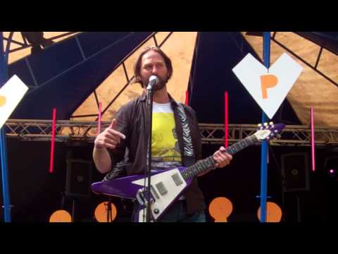 Roel C. Verburg - Slechtste Rapper Van De Straat (Babypop 2013)