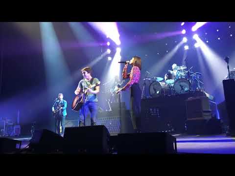 James Blunt - Cold (with Léa Paci) - Lille 26/02/2020