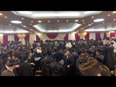 Spinka / Shatz Viznitz Rebbe Atteneded by Seret Viznitz and Machnovka Rebbes - Elul 5781