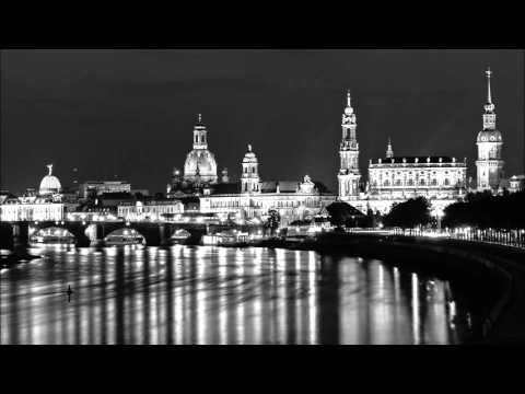 Thomas Dachowicz feat. New5ense / Slide In The Club