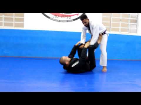 Collar Drag ou Enterrada.