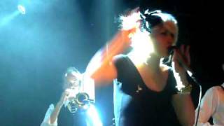 Amanda Jenssen - Come On, Henry @ The Tivoli Helsingborg