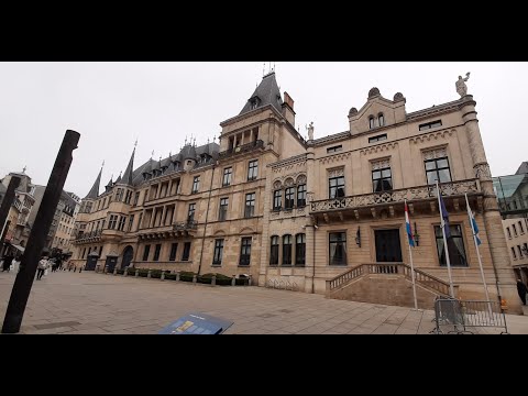 Curta caminhada no centro da cidade de Luxemburgo em uma tarde de domingo de dezembro de 2020, parte 1