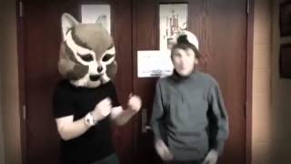 Grease Goes Thriftshoppin'