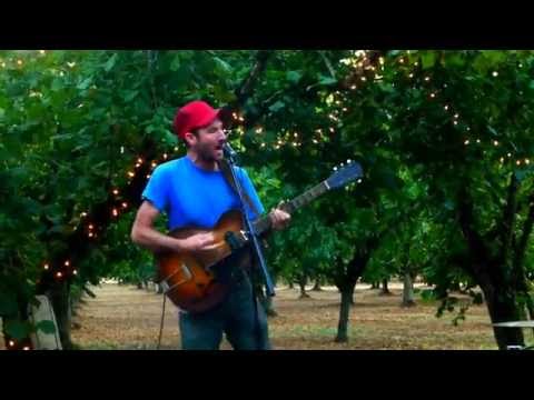 Zeb Dewar, Dan Galucki - Farm Stomp 2013: Sounds From An Orchard