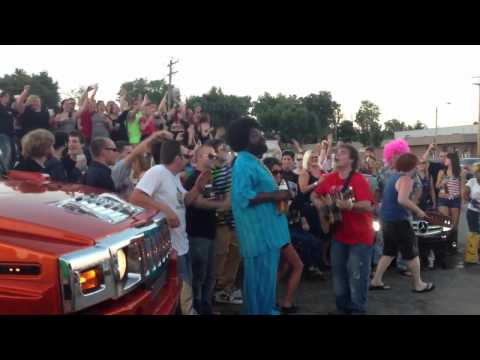 Pat Hilton and Afroman at French Quarter. Video Shoot for "