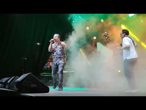 Esa Muchachita - Mauricio y Palodeagua (Caribbean Latinpop)