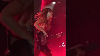 Download lagu 𝕮𝖑𝖊𝖆𝖗𝖑𝖞 𝖔𝖓𝖊 𝖔𝖋 𝖍𝖊𝖗 𝖇𝖊𝖘𝖙 𝖔𝖚𝖙𝖋𝖎𝖙𝖘🔝 #victoriadeangelis #maneskin #bassist #babysaid #grecia mp3