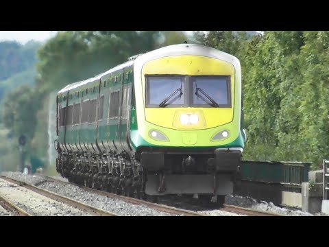 Irish Rail Mark 4 Intercity Train and 201 Class Loco - Monasterevin Station, Kildare
