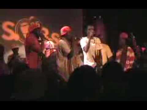 BARIKAD CREW, WYCLEF, & JIMMY O BAY MICRO'W VOLUME FREESTYLE FEB 21, 2009 (ZAMOR)