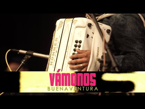 La Santa Cecilia performs "Vámonos" at Amoeba