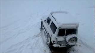 preview picture of video 'toyota land cruiser lj70 2013 snow'