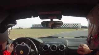 preview picture of video 'Moi en F430 au circuit karting de Rivesaltes'