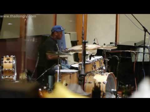 Ronald Bruner, Jr. at Bell Sound.  Graves Brothers session. #2 - FINAL TAKE (EDITED)