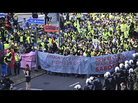 Weidel, Chrupalla und Biss ins Bein: Welche Lehren ziehen aus dem AfD-Parteitag in Essen?