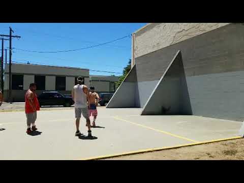3 Wall Big Ball Doubles : HUTCHINS STREET SHOOTERS