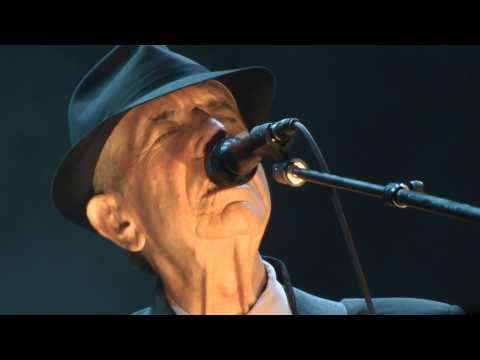 Video thumbnail for Suzanne (Live in Manchester)