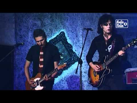 Afterhours - Mio fratello e' figlio unico