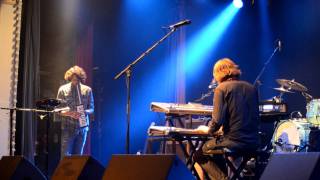 Guillemots - Falling Out Of Reach Live at Falmouth Princess Pavilion 031111