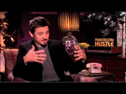 Entrevista a Jeremy Renner sobre la película 'La Gran Estafa American­a'