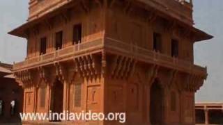 Diwan-i-Khas (Jewel House), Fatehpur Sikri
