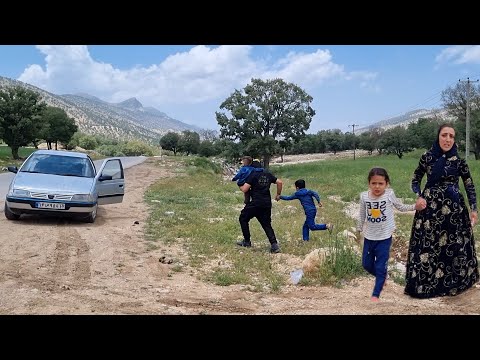 Lost children: tracking Abbas and his father from the car wash to the desert