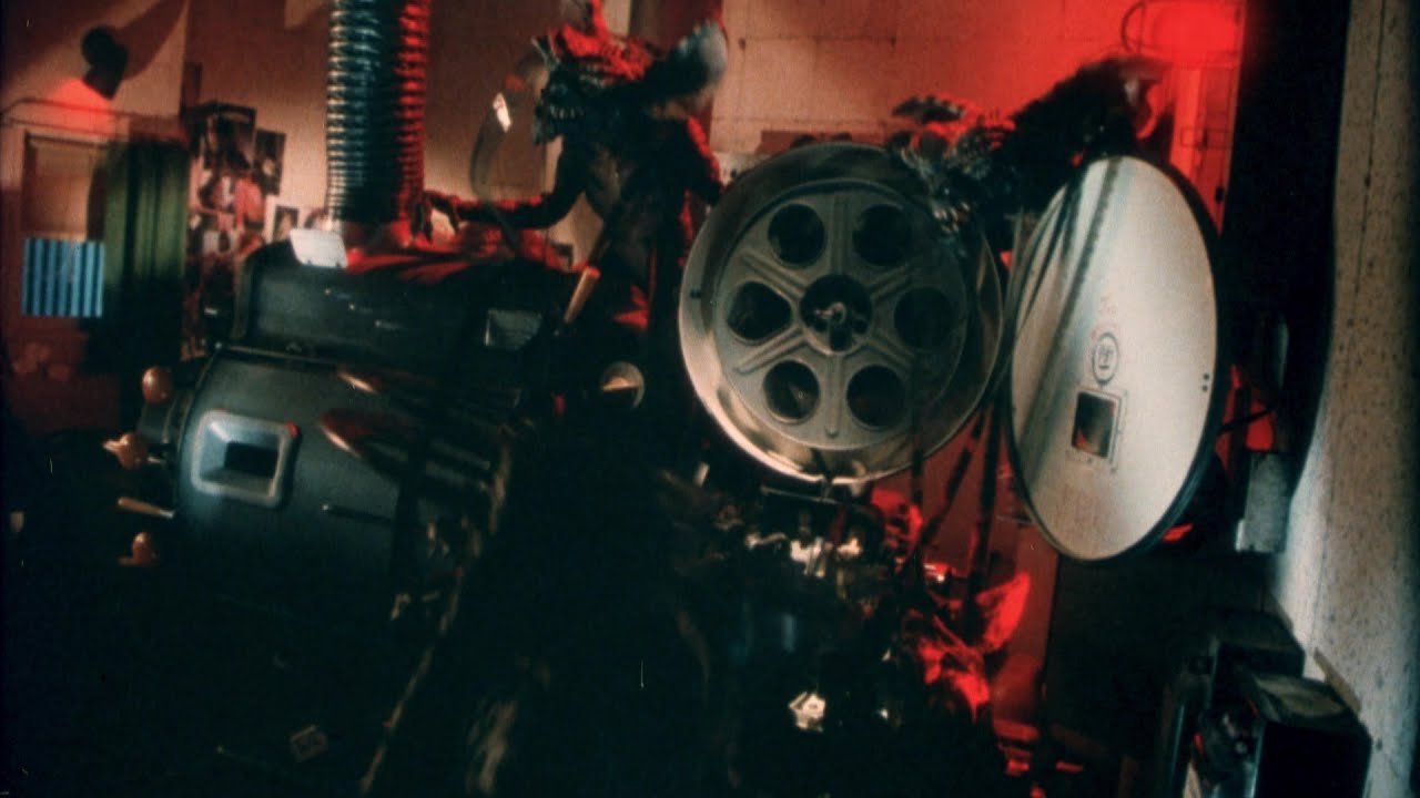 Gremlins (1984) Re-issue Original Theatrical Trailer #3 - "Film break" [FTD-0337]