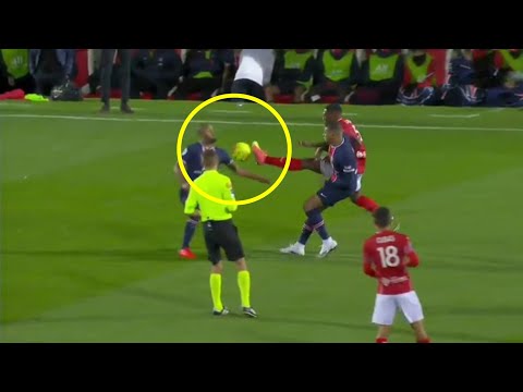 Loick Landre RED CARD  Vs PSG