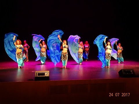 MÁGICA DANZA CON VELO