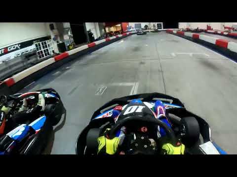 MKC7 #5 - Kart&Go Como - Macao Layout - Gara2 con un Maviglia mastino sulle caviglie!