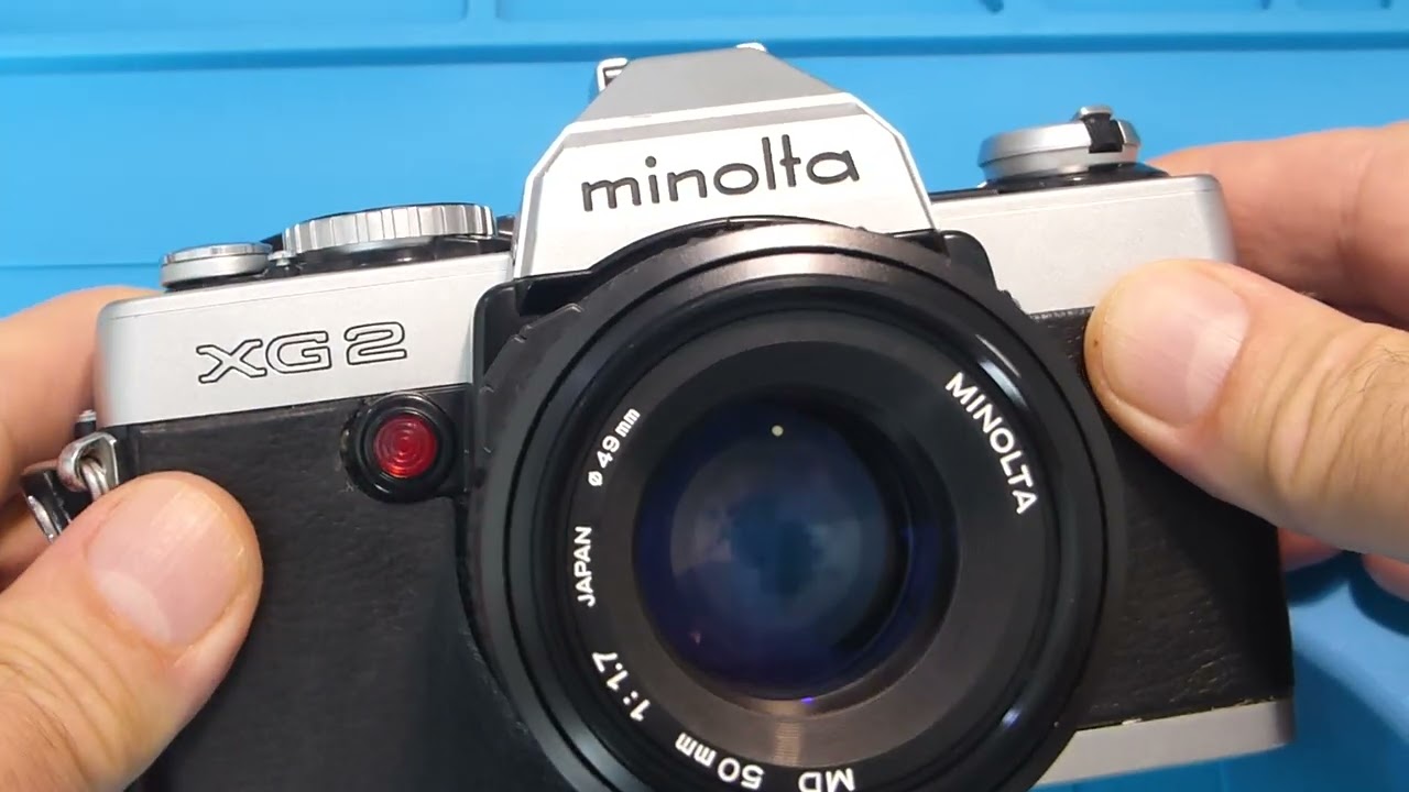 Câmera Minolta XG2 35mm - Compacta com Prioridade de Abertura
