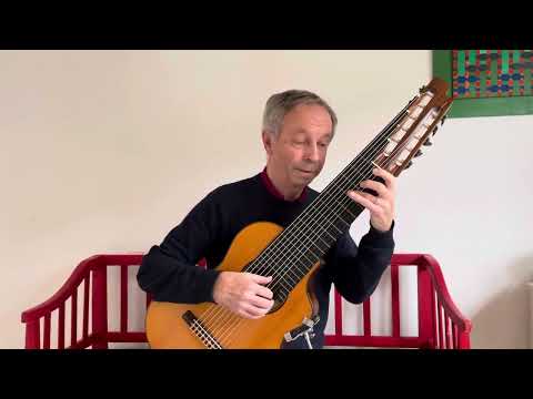 Göran Söllscher performs J.S.Bach Prelude from 1:st cello suite