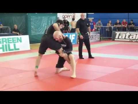 Darragh O Conaill vs Ilke Bulut - IBJJF London Open No-Gi 2014 - Black Adult - Middle