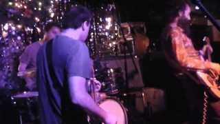 Comets on Fire - The Bee and the Cracking Egg Live 2013