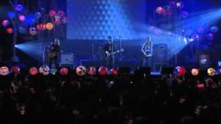 The Datsuns performing Anika Moa's "Running Through The Fire"