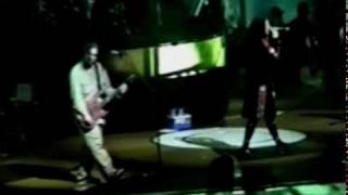 Korn - 15. Lets Get This Party Started (Canada 2000)