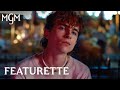 Meet Lee - Featurette