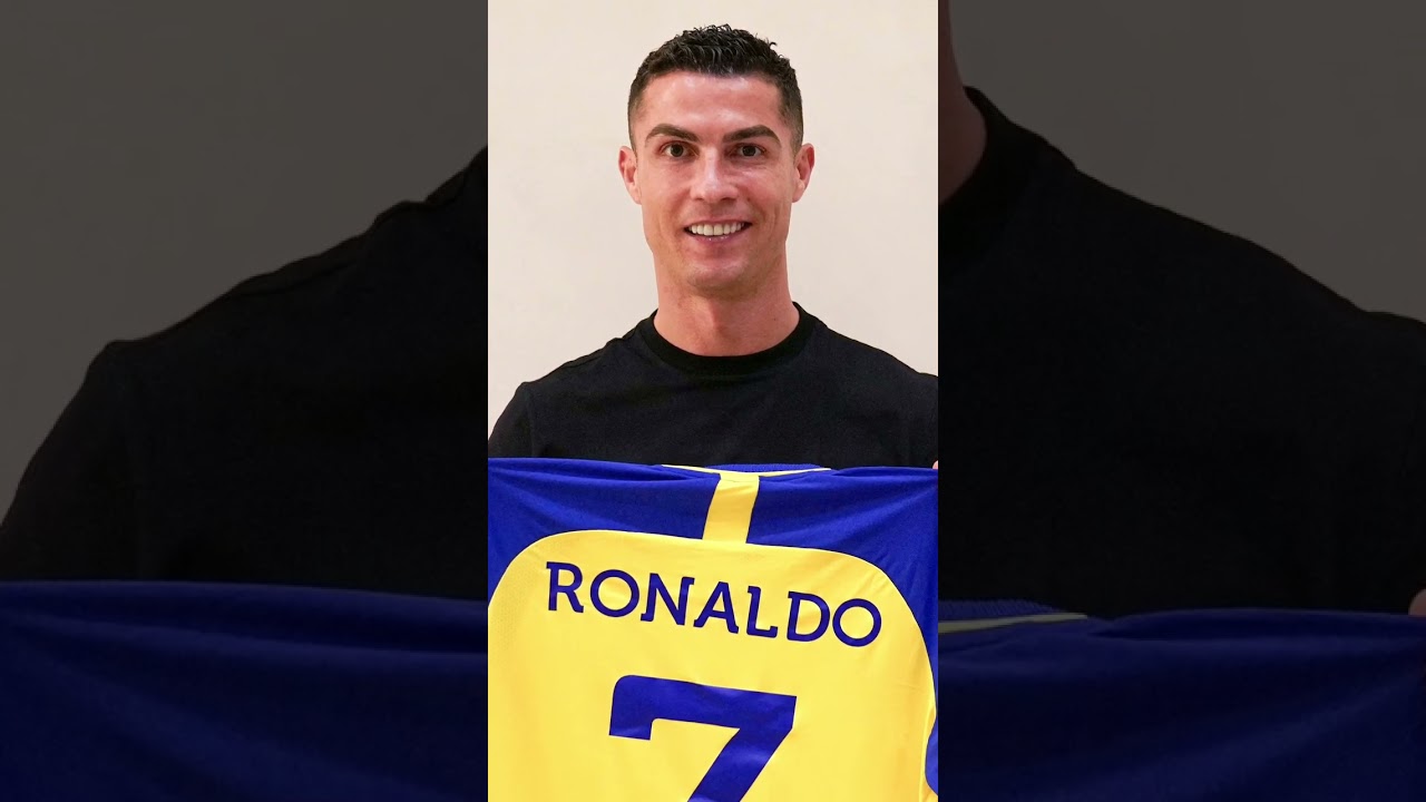 La réaction de Cristiano Ronaldo qui reçoit le brassard de capitaine 🙌  #shorts