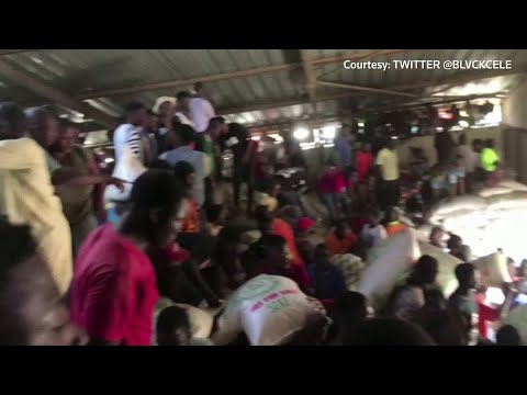 尼日利亞抗議活動持續，數百人衝擊倉庫 (Hundreds storm warehouse as Nigeria protests continue)